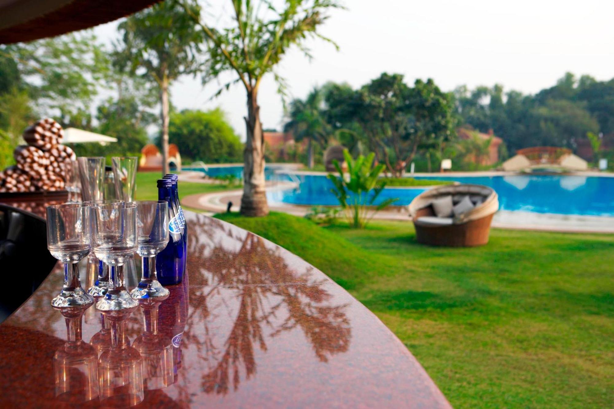 The Westin Sohna Resort & Spa Gurgaon Bagian luar foto
