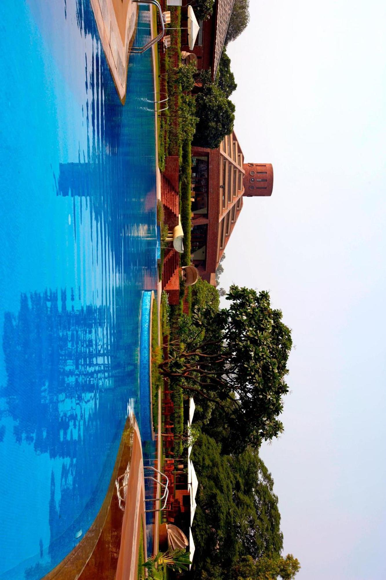The Westin Sohna Resort & Spa Gurgaon Bagian luar foto